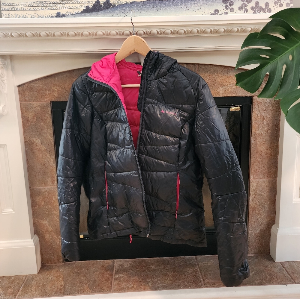 Black down puffy coat